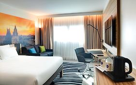 Novotel Paris 14 Porte d'Orleans